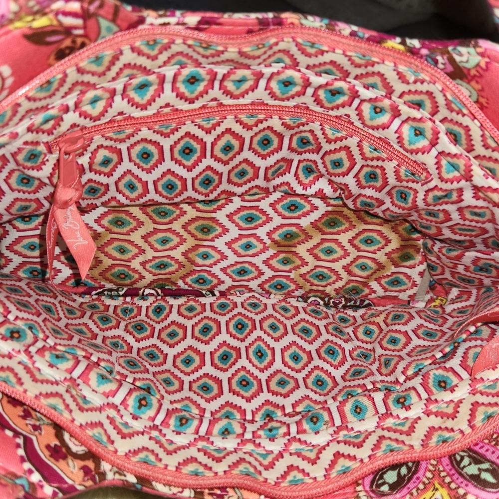FINAL PRICE!! Vera bradley purse !! - Picture 15 of 16